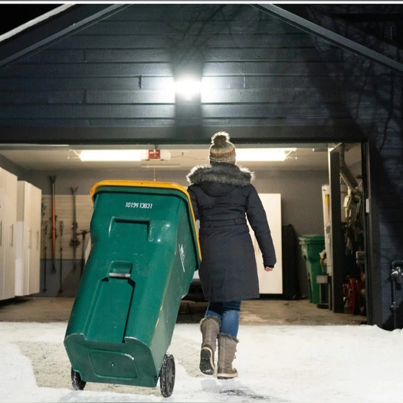 KODA Motion Activated LED Security Floodlight - Picture 5 of 16